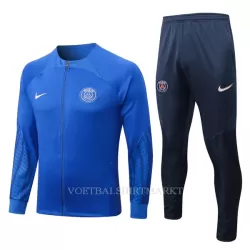 Paris Saint-Germain Trainings Sweatshirt Pak Kind 2022-23 Lichtblauwe Paris Saint-Germain Trainings Sweatshirt Pak Kind 2022-23 Lichtblauwe