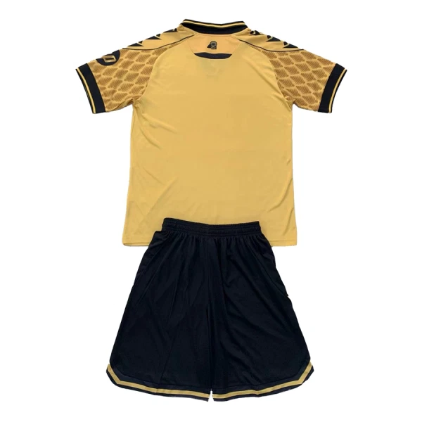 Wrexham Tenue Kind Derde 2024/25