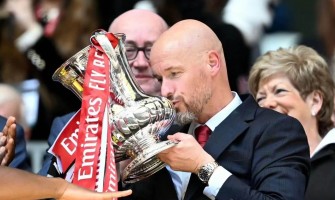 De coach schudt de kaarten opnieuw, sommigen zijn blij en sommigen zijn verdrietig