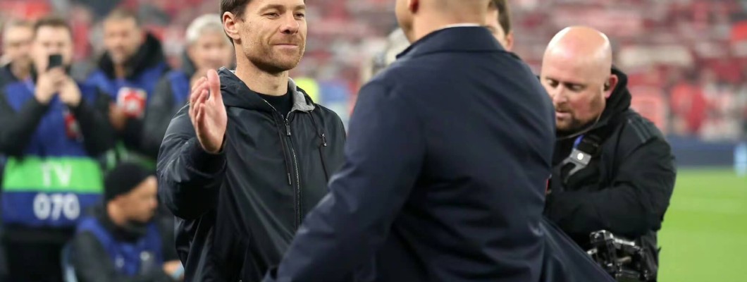 Voetbalwinnaars veranderen voortdurend. Alleen door sterker te worden, kun je de koning op het veld worden. Voetbalwinnaars veranderen voortdurend. Alleen door sterker te worden, kun je de koning op het veld worden.