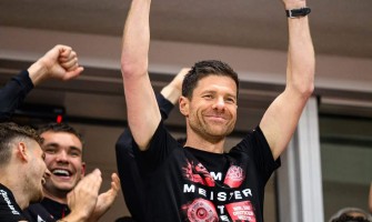 Nieuwe trend in de Bundesliga: de jonge coach Alonso luidt het legendarische tijdperk van Leverkusen in
