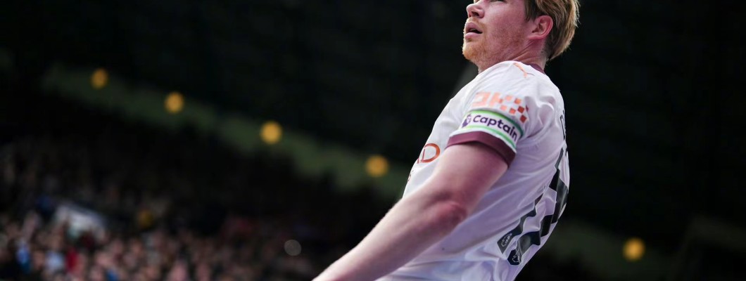 De legende onder trui nr. 17, de onlosmakelijke band tussen De Bruyne en Manchester City De legende onder trui nr. 17, de onlosmakelijke band tussen De Bruyne en Manchester City