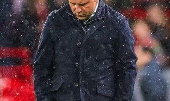 Drie cruciale gevechten zullen Sloans lot als manager van Liverpool bepalen.