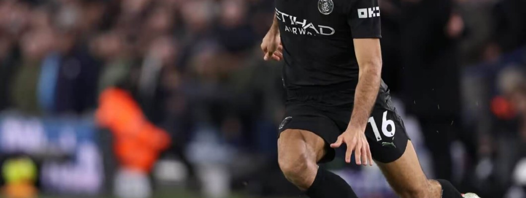 Manchester City, hoewel ogenschijnlijk zonder de scherpste snede, blijft een geduchte tegenstander. Manchester City, hoewel ogenschijnlijk zonder de scherpste snede, blijft een geduchte tegenstander.